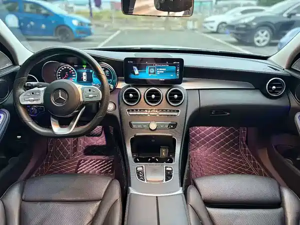 Mercedes-Benz C-Class 2021