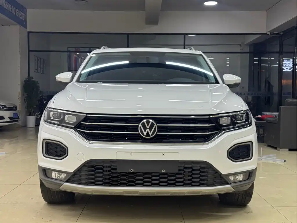 Volkswagen T-Roc 2021 — фото 2
