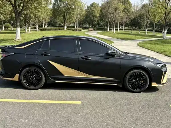Dongfeng Yixuan MAX 2022