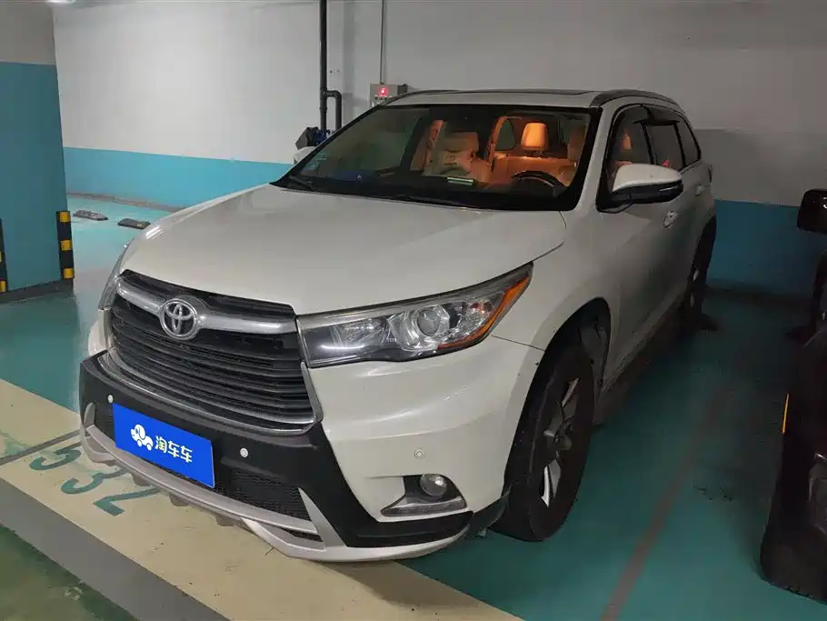 Toyota Highlander 2016 — фото 1