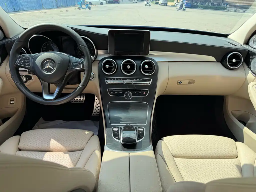 Mercedes-Benz C-Class 2020 — фото 16