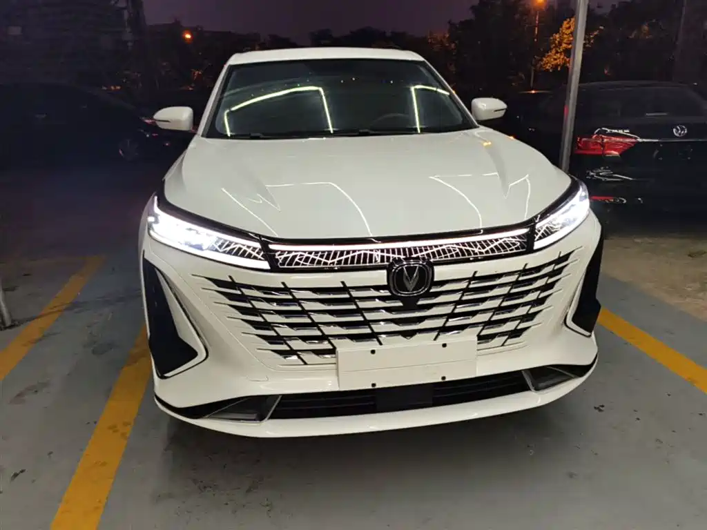 Changan CS75 PLUS 2023 — фото 3