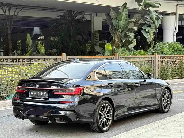 BMW 3 Series 2020