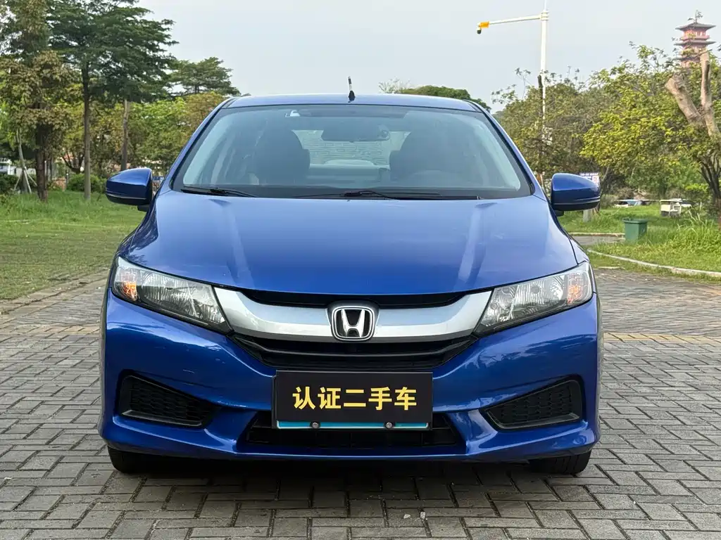 Honda City 2015 — фото 2