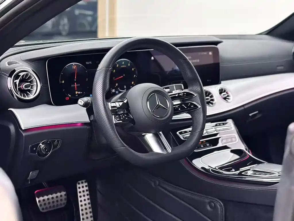 Mercedes-Benz E-Class 2021 — фото 6