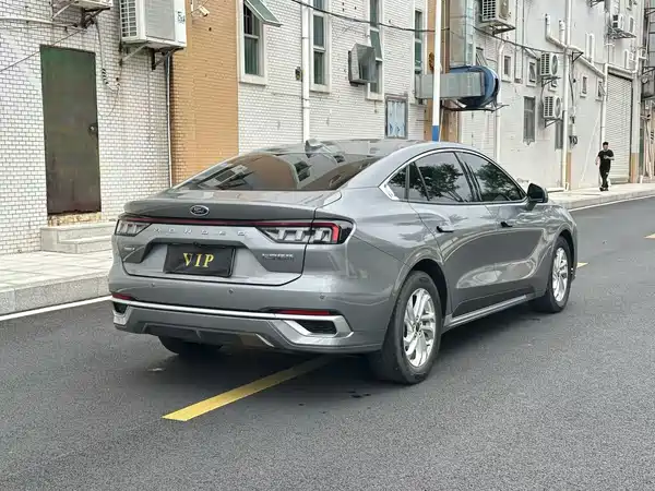 Ford Mondeo 2022