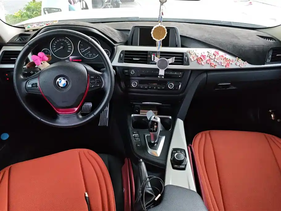 BMW 3 Series 2015 — фото 12