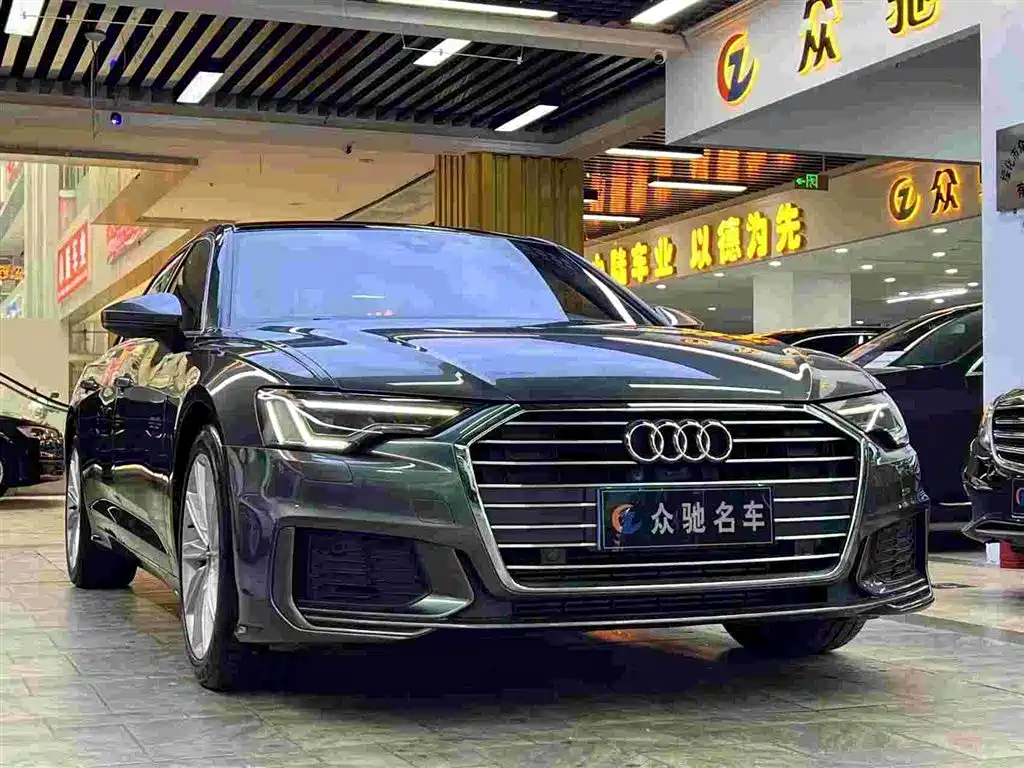 Audi A6L 2021 — фото 1