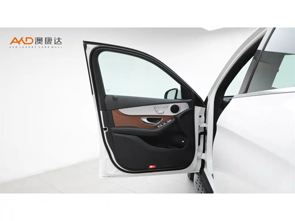 Mercedes-Benz GLC 2020 — фото 10