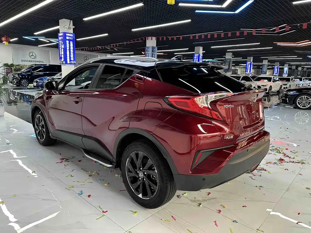 Toyota IZOA 2019 — фото 7