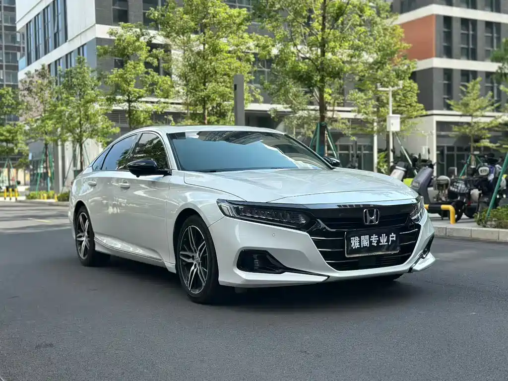 Honda Accord 2022 — фото 3