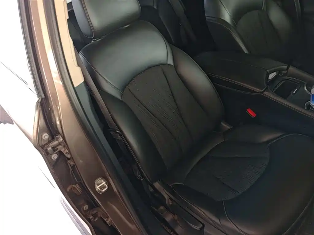 Buick Envision Plus 2017 — фото 25