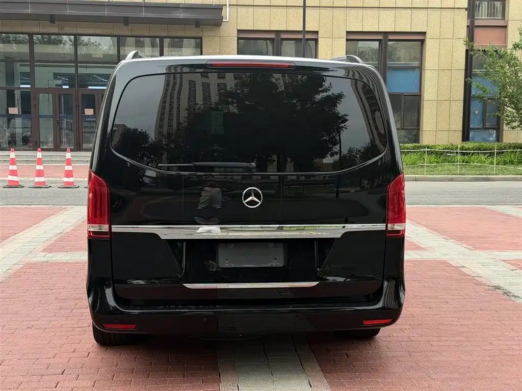 Mercedes-Benz V-Class 2018 — фото 5