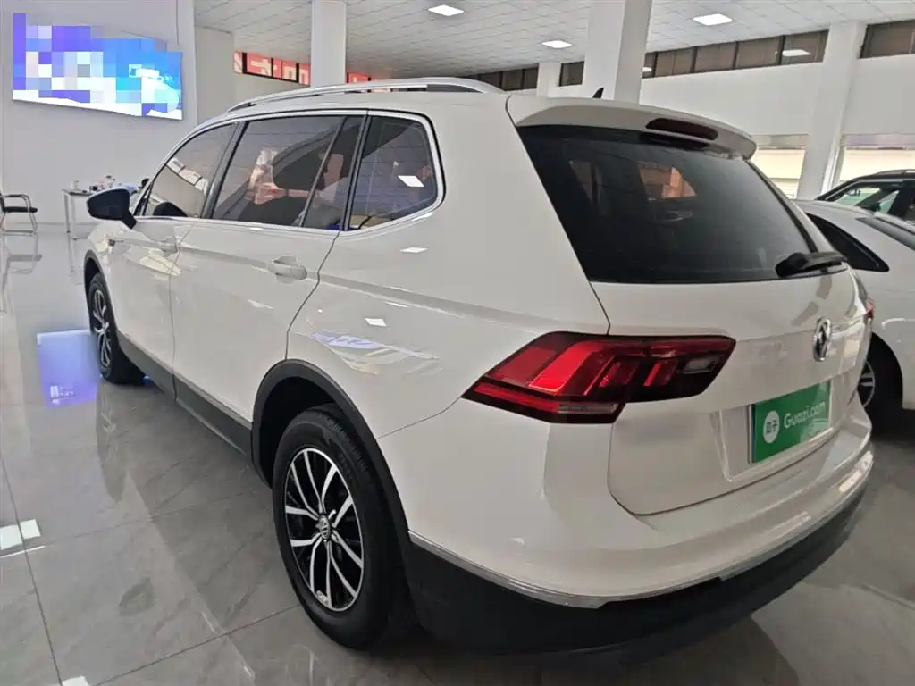 Volkswagen Tiguan L 2018 — фото 5