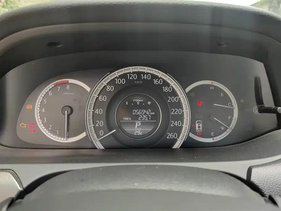 Honda Accord 2014 — фото 14