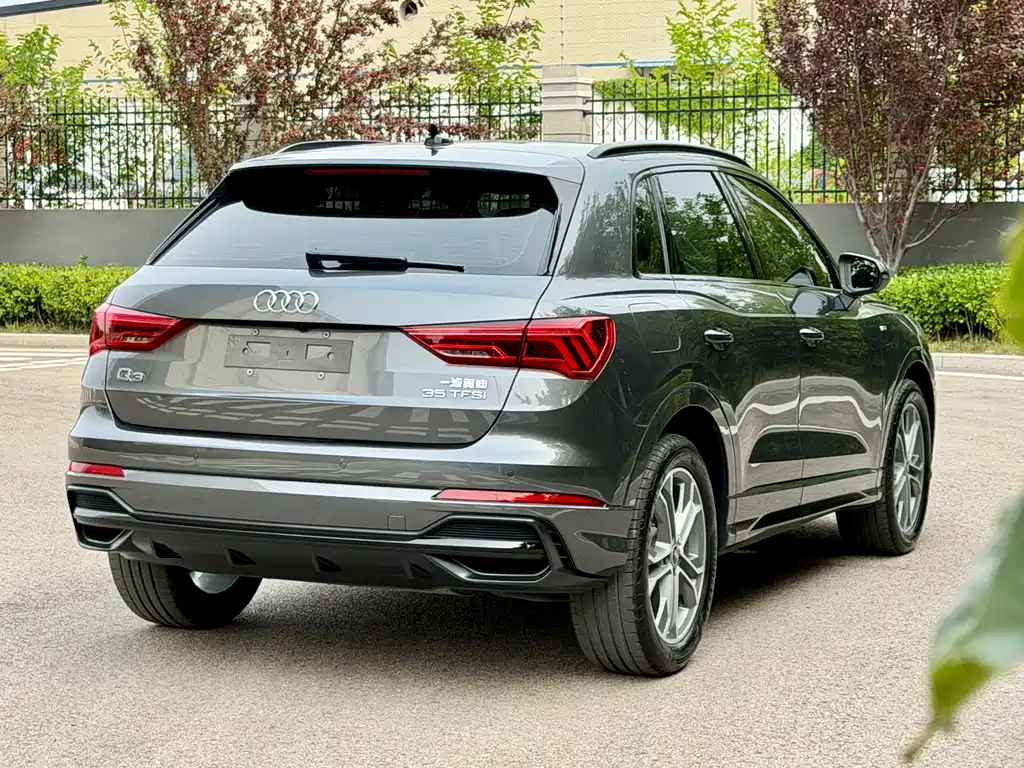 Audi Q3 2023 — фото 25