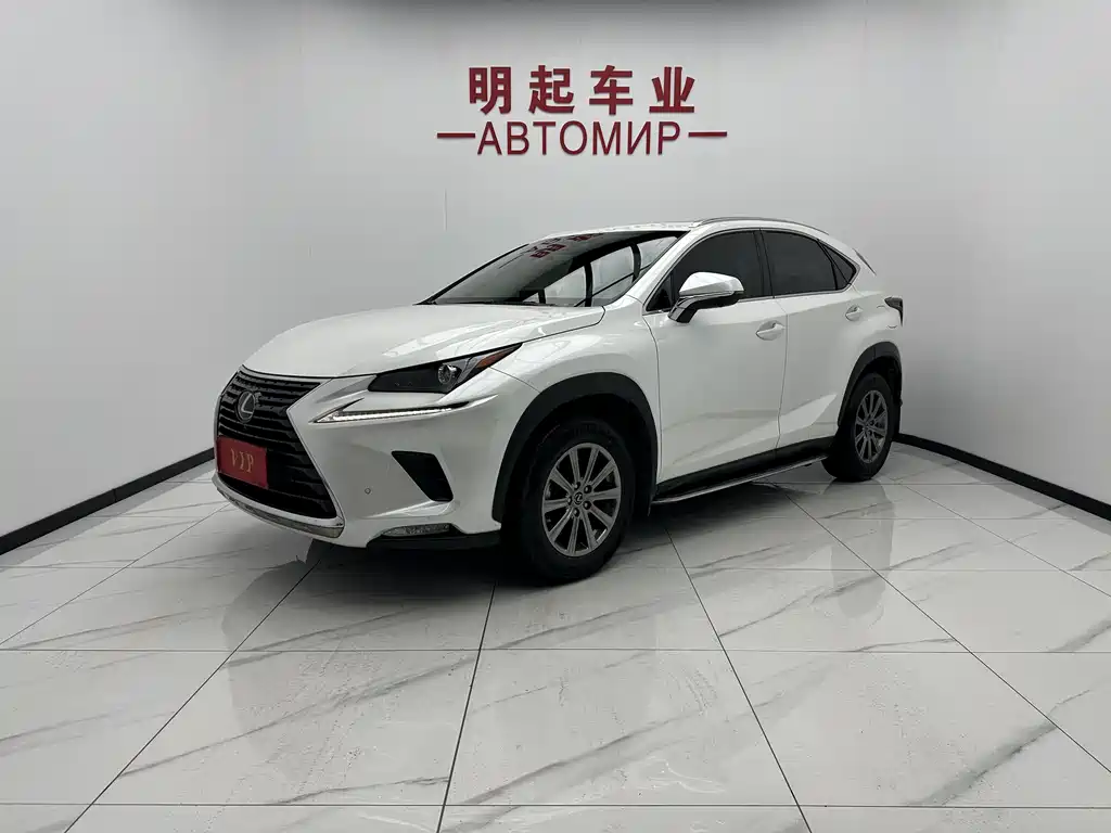 Lexus NX 2021