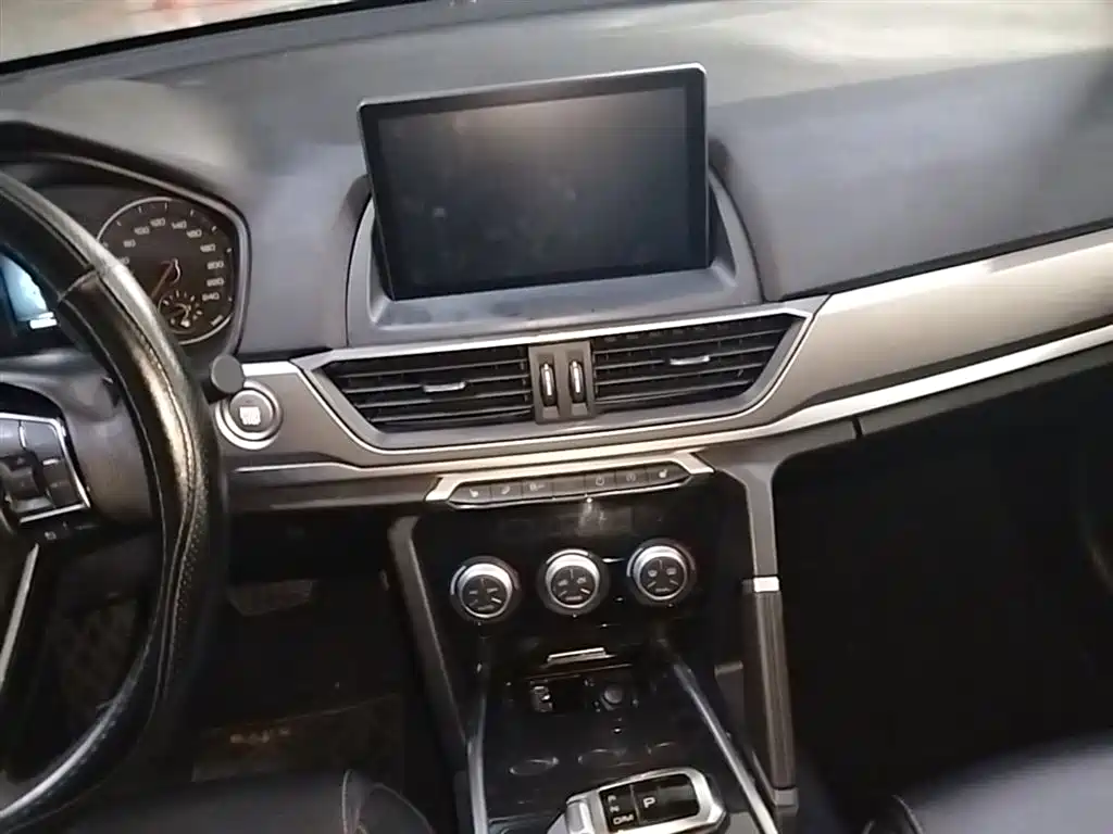 Haval H6 2021 — фото 13