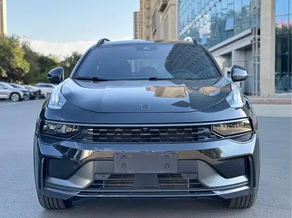 Lynk & Co 01 2021