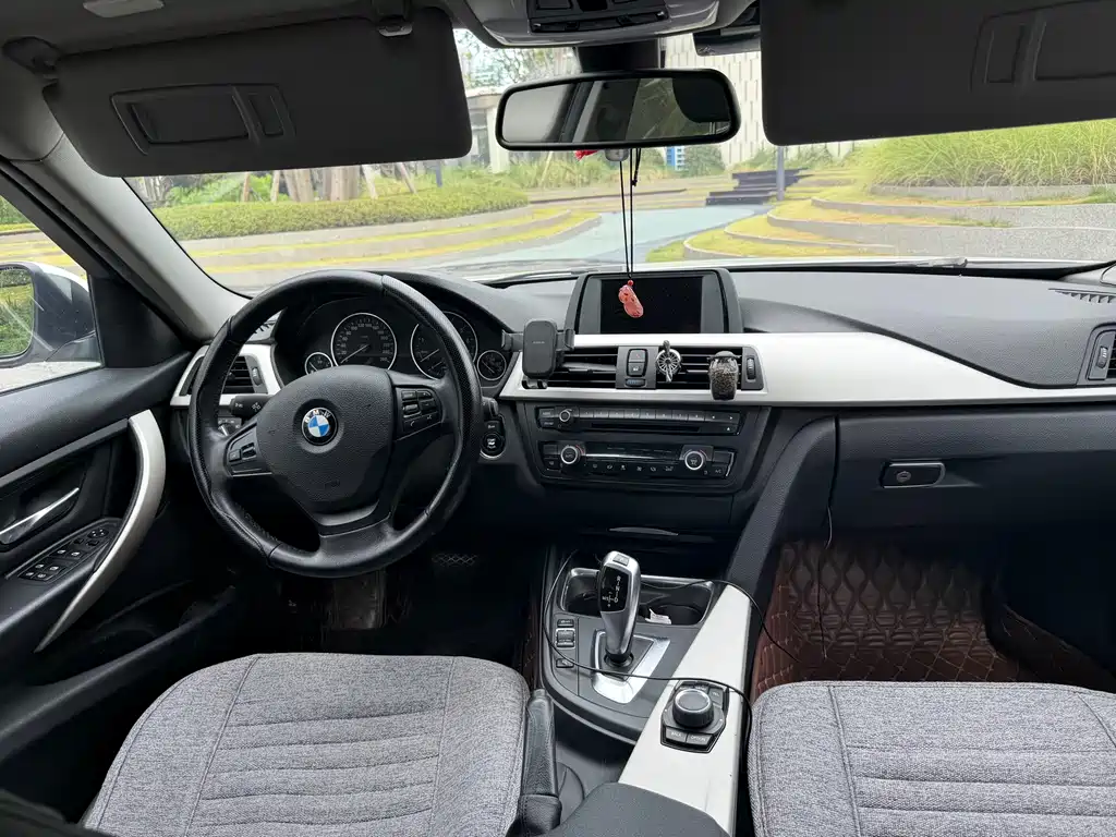 BMW 3 Series 2015 — фото 7