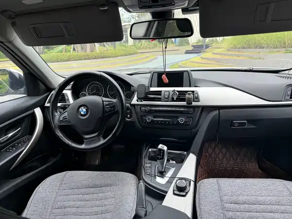 BMW 3 Series 2015