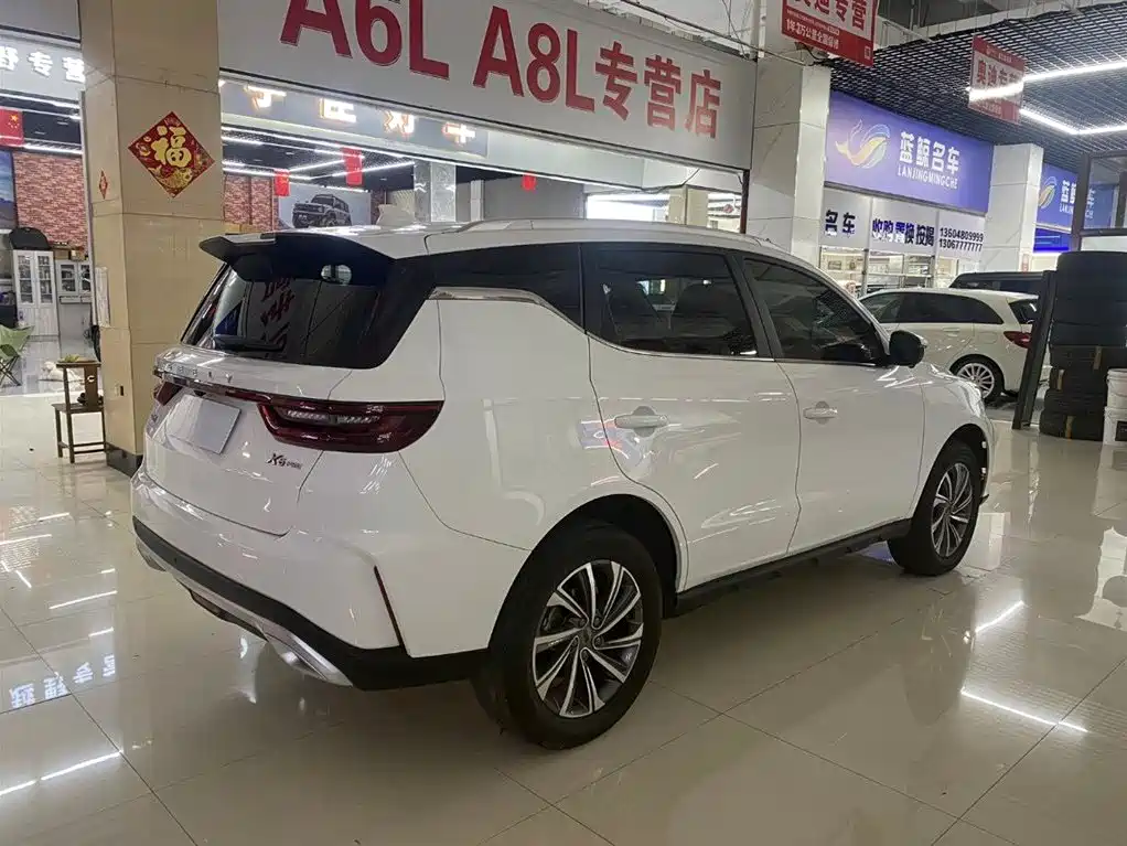 Geely Vision X6 2023 — фото 7