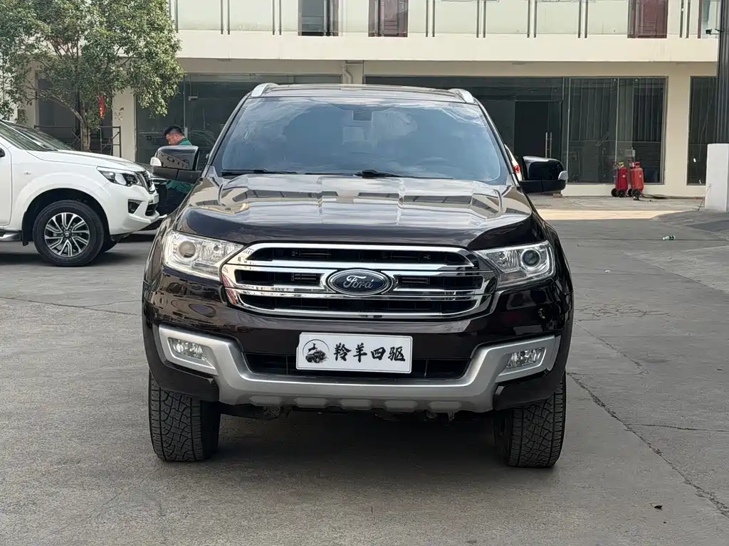 Ford Everest 2017 — фото 2