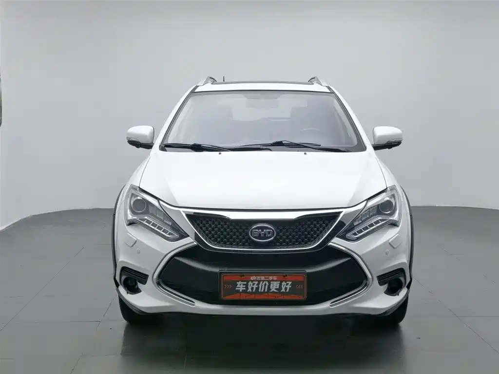BYD Tang New Energy 2016 — фото 3