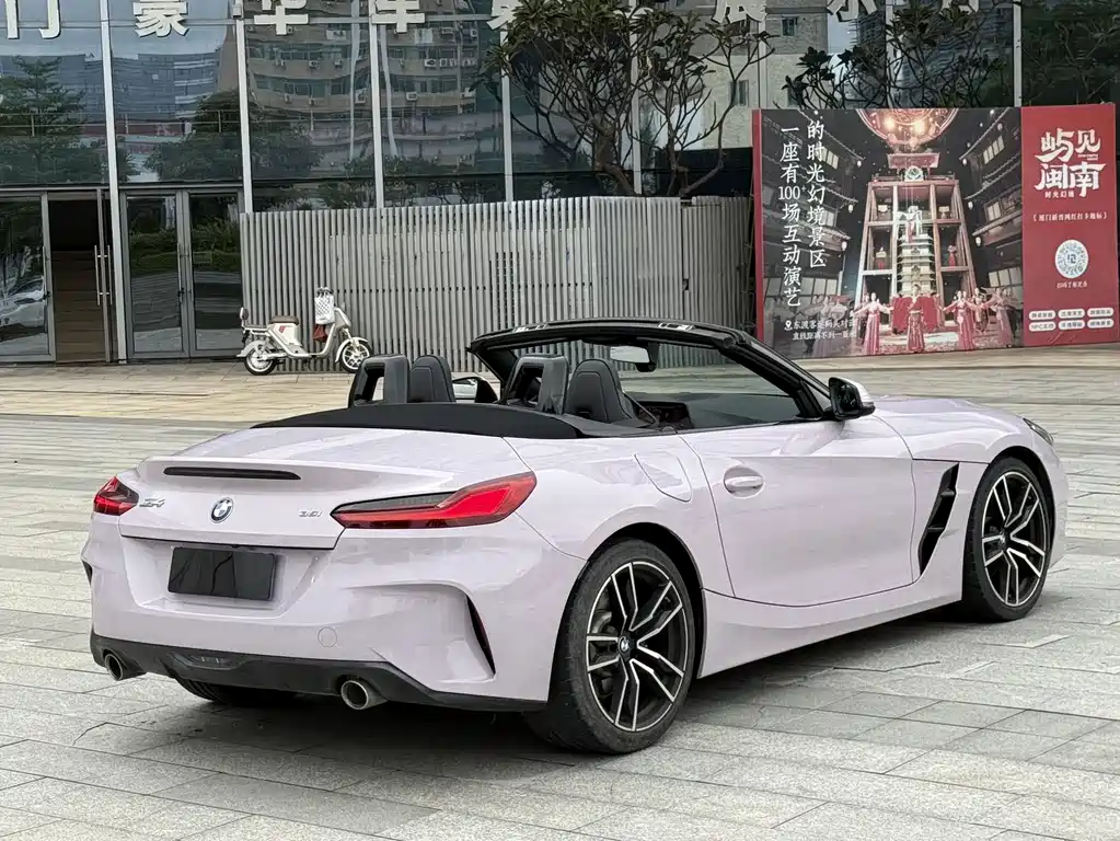 BMW Z4 2021 — фото 13