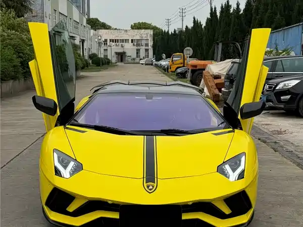Lamborghini Aventador 2018