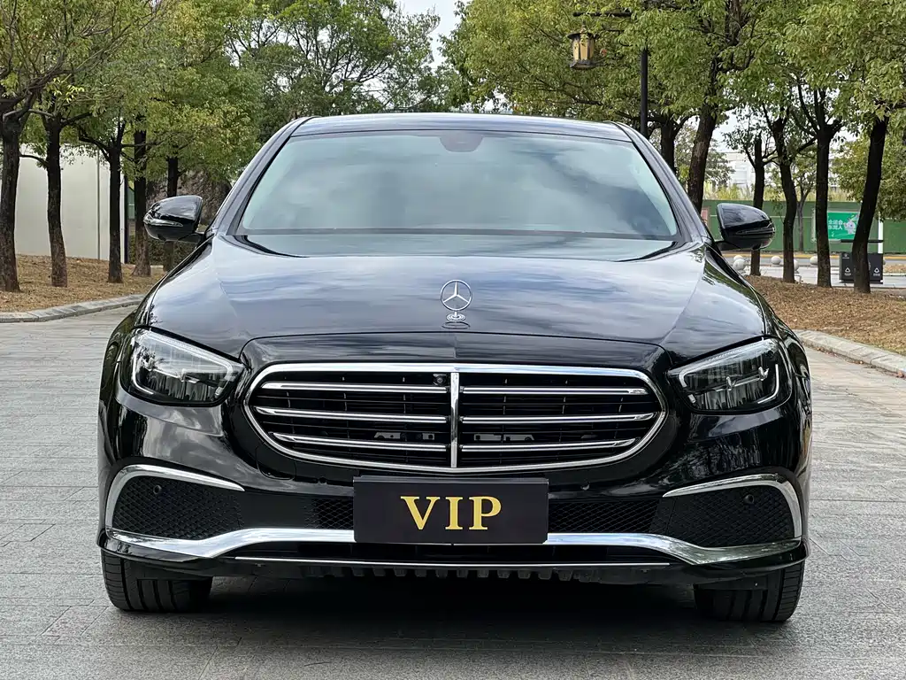 Mercedes-Benz E-Class 2023