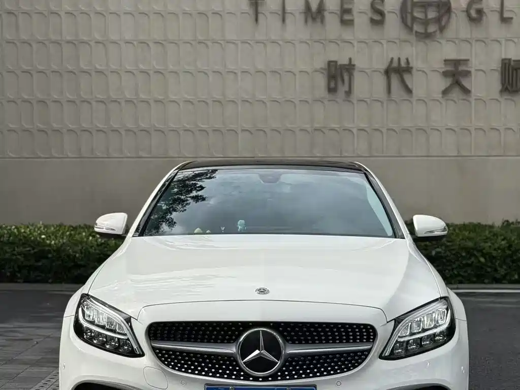 Mercedes-Benz C-Class 2019 — фото 2