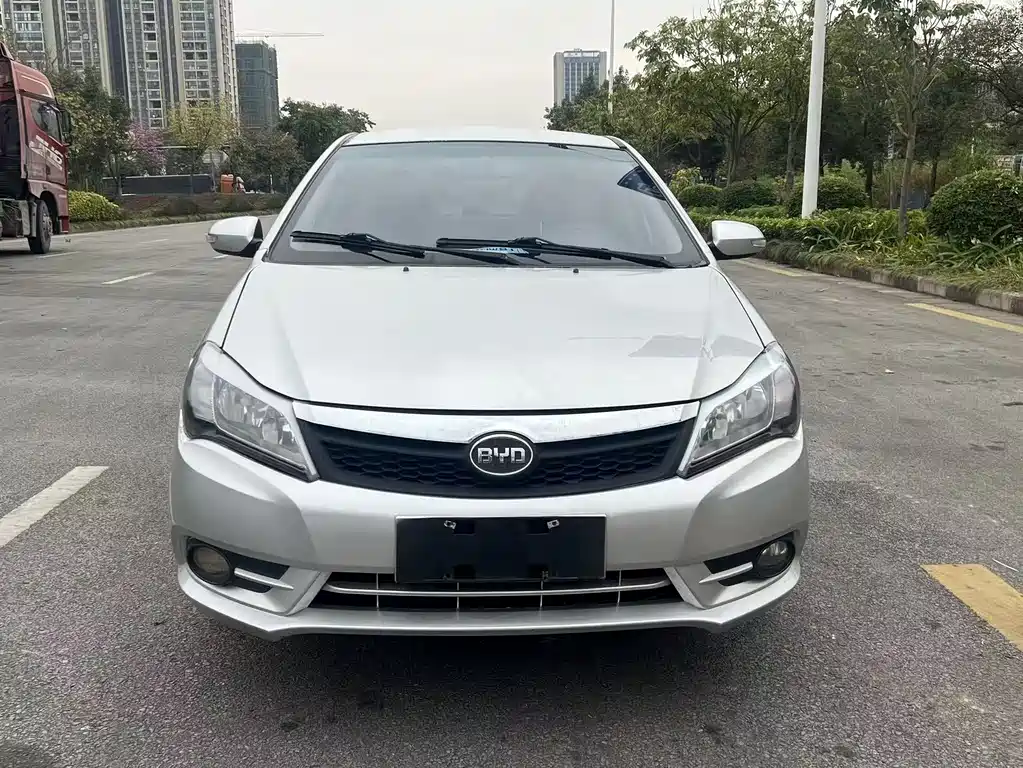 BYD F3 2015 — фото 2