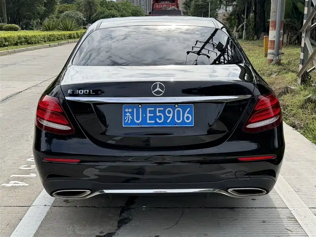 Mercedes-Benz E-Class 2017