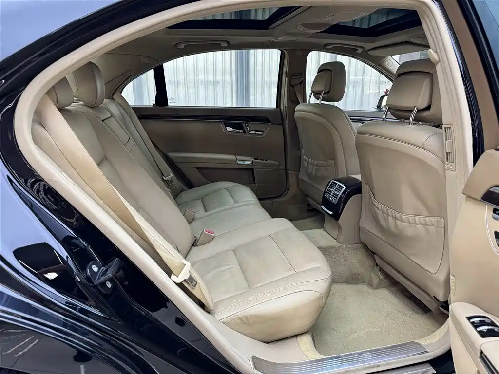 Mercedes-Benz S-Class 2010 — фото 11