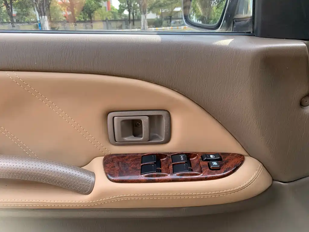 Toyota Prado 2002 — фото 22