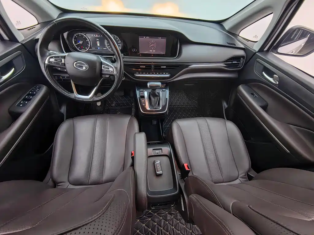 GAC Motor Trumpchi M6 2020 — фото 11