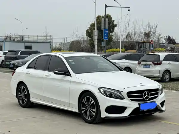 Mercedes-Benz C-Class 2018
