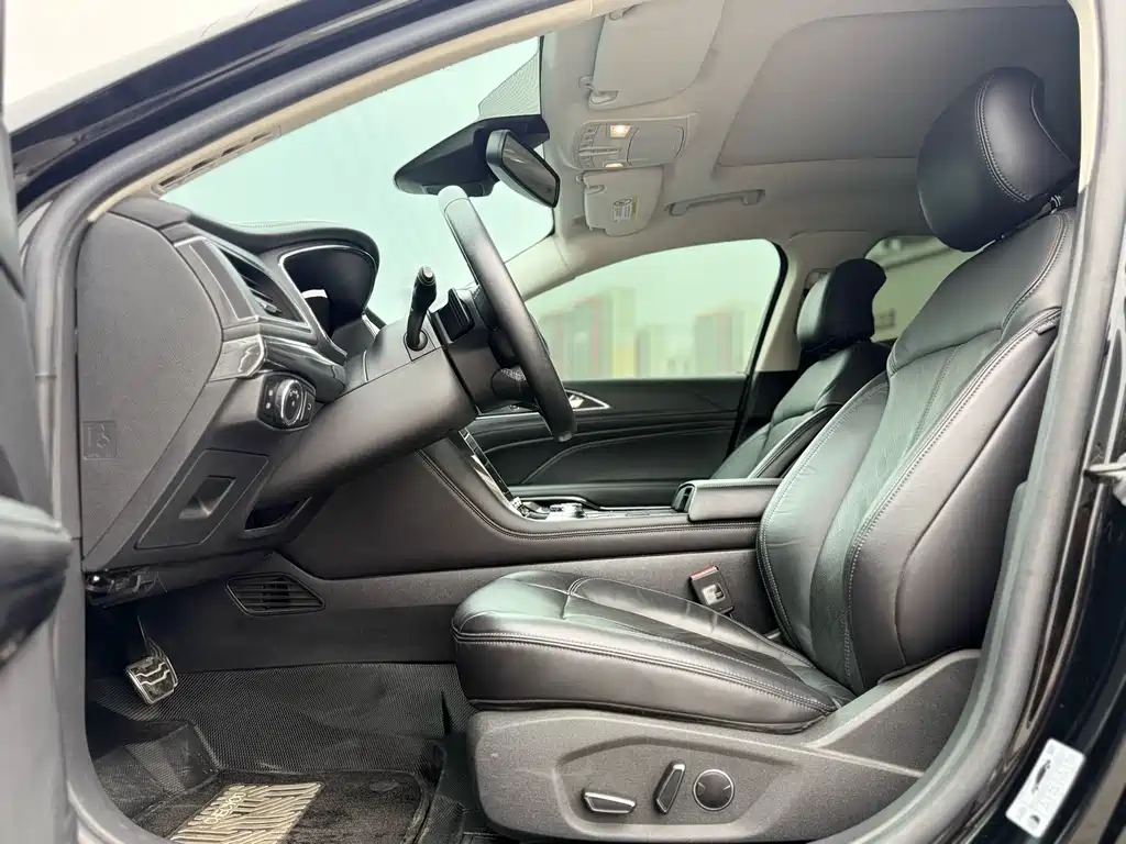 Ford Taurus 2021 — фото 11