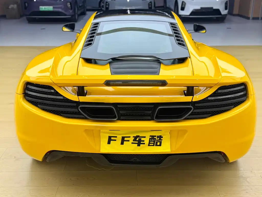 McLaren 12C 2013 — фото 11