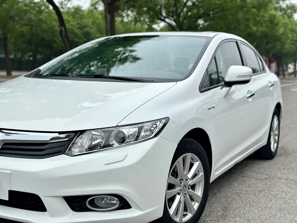 Honda Civic 2014 — фото 3