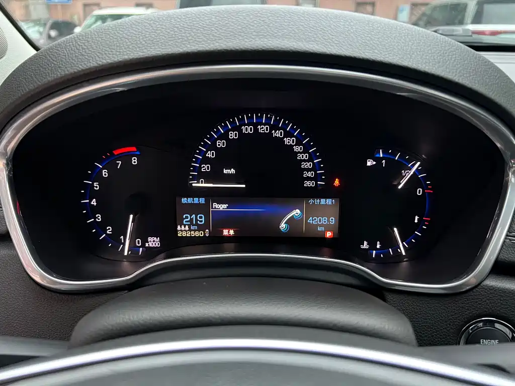 Cadillac SRX 2014 — фото 19