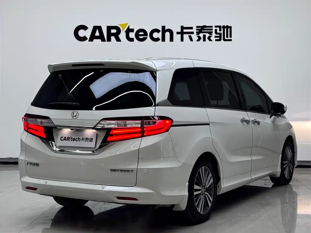 Honda Odyssey 2020 — фото 6