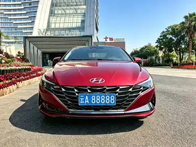 Hyundai Elantra 2022
