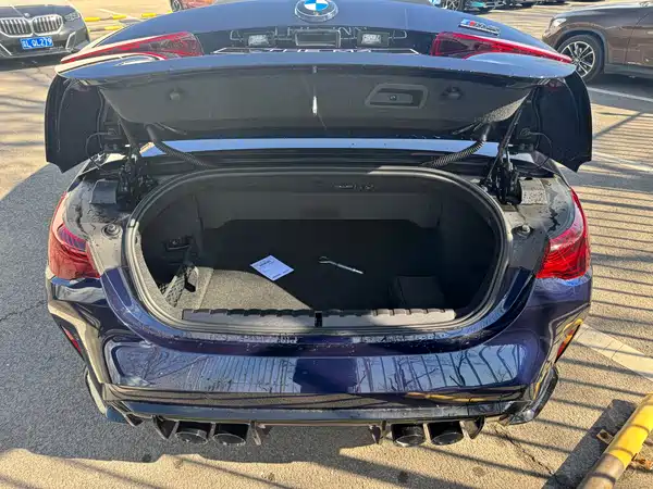 BMW M4 2024