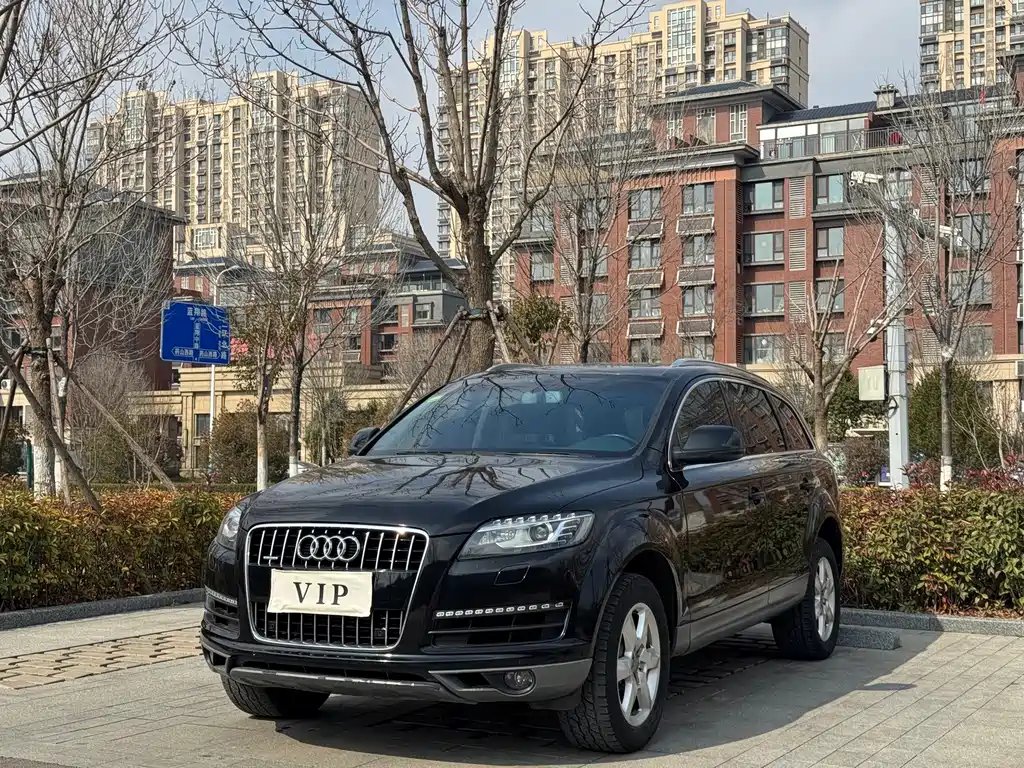 Audi Q7 2015 — фото 1