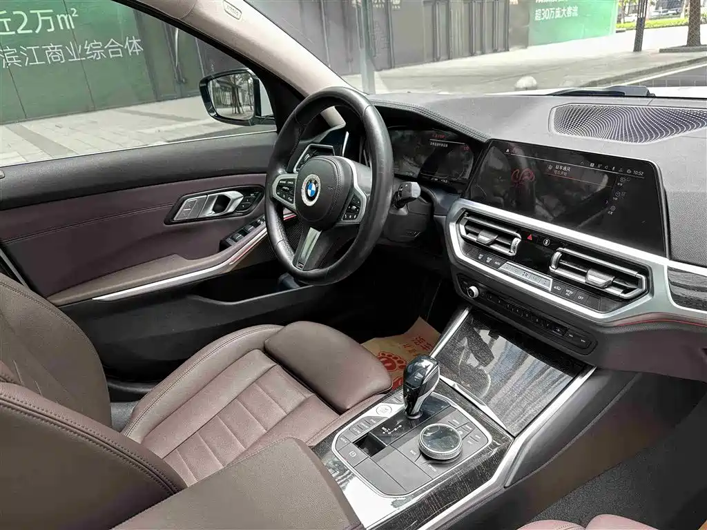 BMW 3 Series 2020 — фото 18