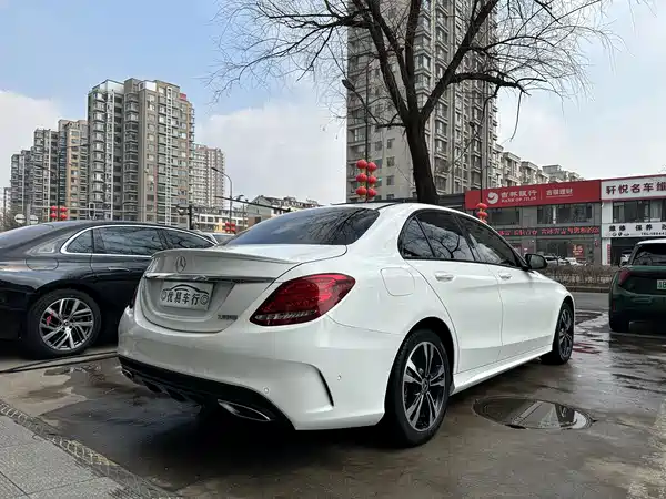 Mercedes-Benz C-Class 2018