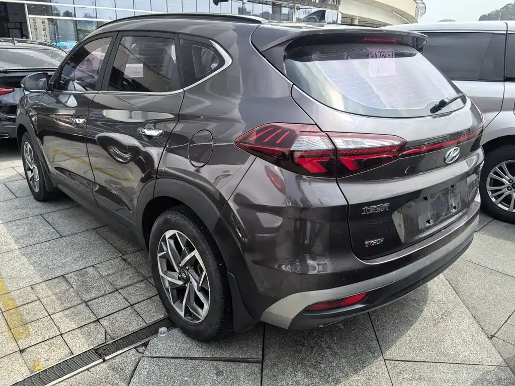 Hyundai Tucson 2020 — фото 6