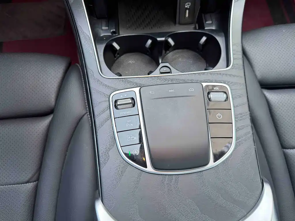 Mercedes-Benz C-Class 2021 — фото 16